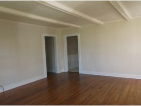 222 Greenlee Road Johnson City, TN 37601 - Photo 4 of 12 living room