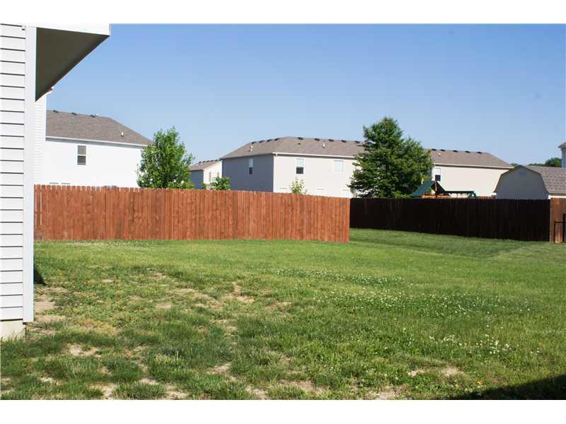 1339 Blue Ridge Lane Brownsburg, IN 46112 - Photo 13 of 15 Gallery Image 13
