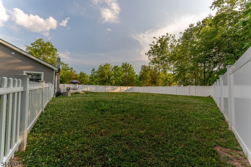325 Roycefield Road Hillsborough, NJ 08844 - Photo 26 of 41