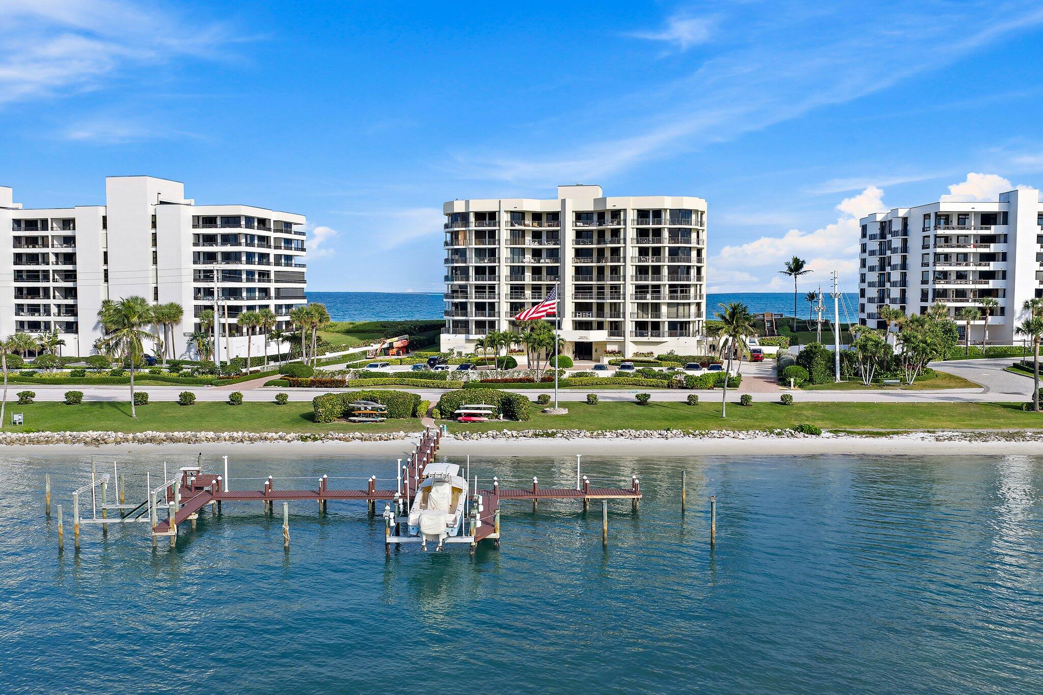 19850 South Beach Road, Unit 3D Jupiter, FL 33469 - Photo 52 of 54 a swimming pool view with a lake view