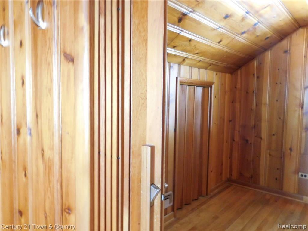 3914 West Thirteen Mile Road Royal Oak, MI 48073 - Photo 19 of 22