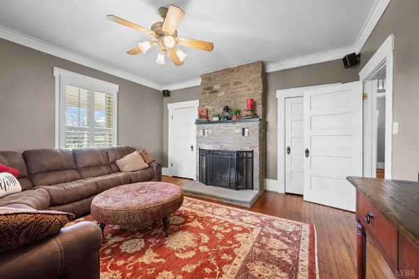 $1,050,000 | 14431 Wyatts Way, Huddleston, VA 24104