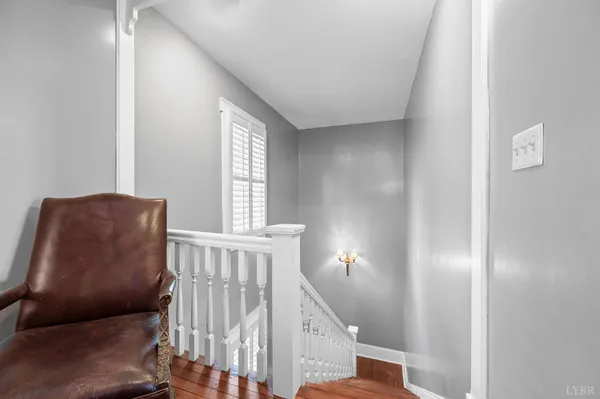 $1,050,000 | 14431 Wyatts Way, Huddleston, VA 24104