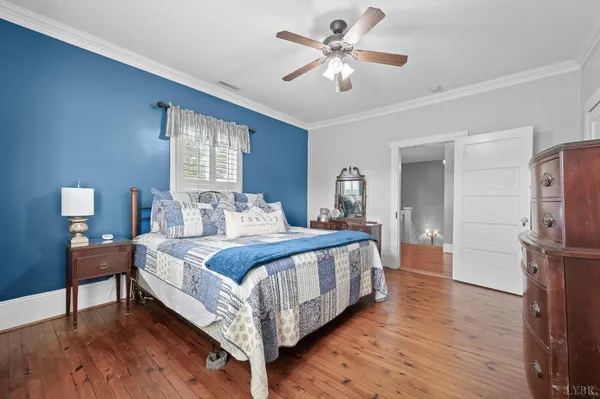 $1,050,000 | 14431 Wyatts Way, Huddleston, VA 24104