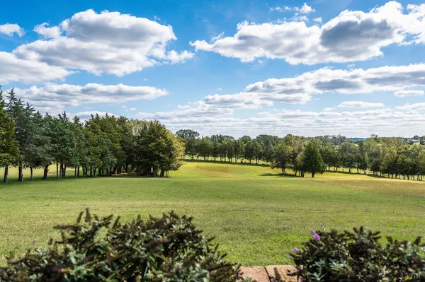 $1,050,000 | 14431 Wyatts Way, Huddleston, VA 24104