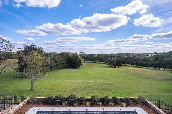 $1,050,000 | 14431 Wyatts Way, Huddleston, VA 24104