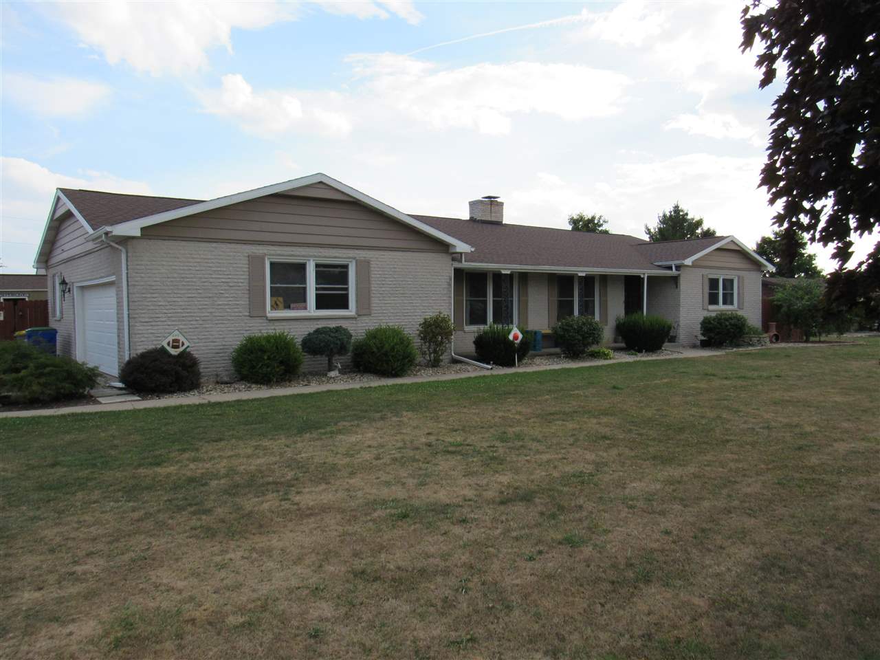 304 Meadowmere Drive Butler, IN 46721 - Photo 1 of 30