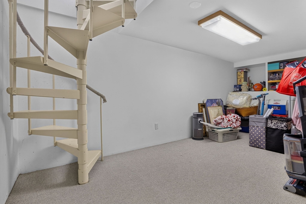 5 Holbrook Road Wayland, MA 01778 - Photo 19 of 24