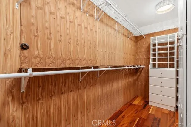 a view of walk in closet