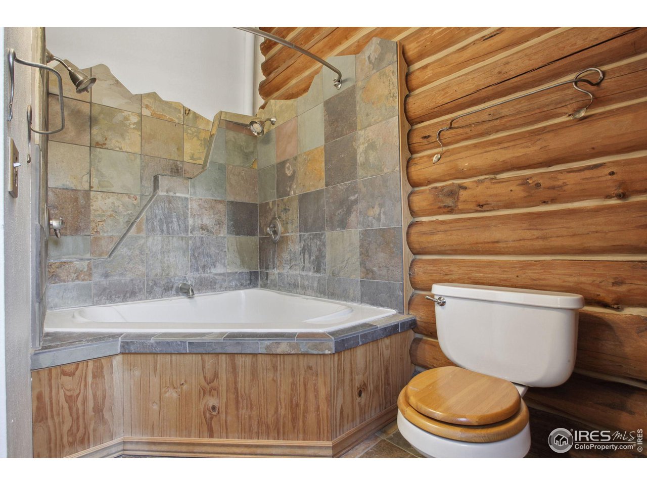 2657 Parrish Road Berthoud, CO 80513 - Photo 18 of 40