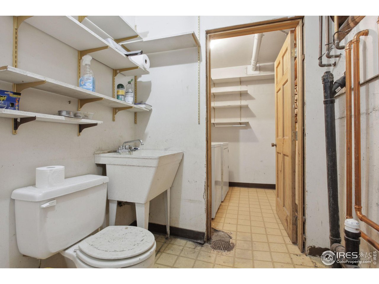 2657 Parrish Road Berthoud, CO 80513 - Photo 25 of 40 Laundry and 1/2 bath in basement