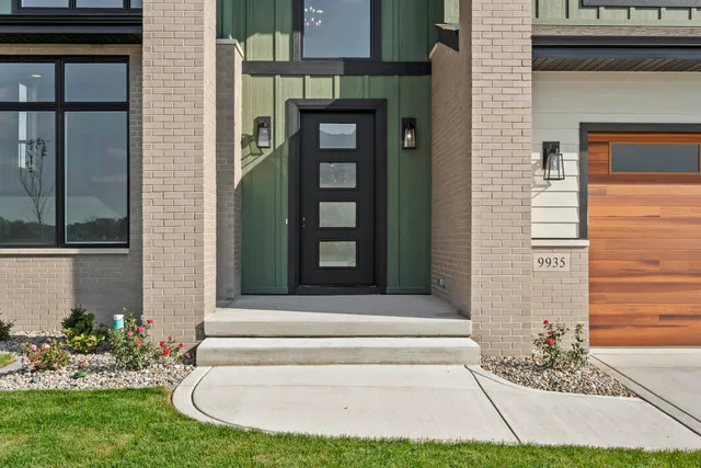 $954,000 | 9935 Switch Grass Lane, St. John, IN 46373