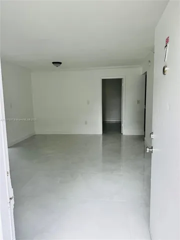 $2,175 | 6961 Southwest 129th Avenue, Unit 7, Miami, FL 33183