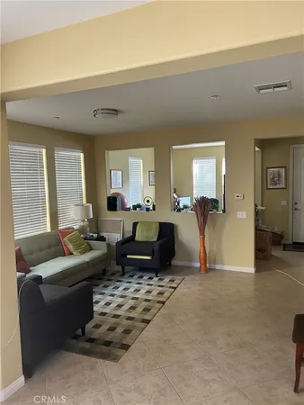 $4,000 | 621 Forest Park Boulevard, Oxnard, CA 93036