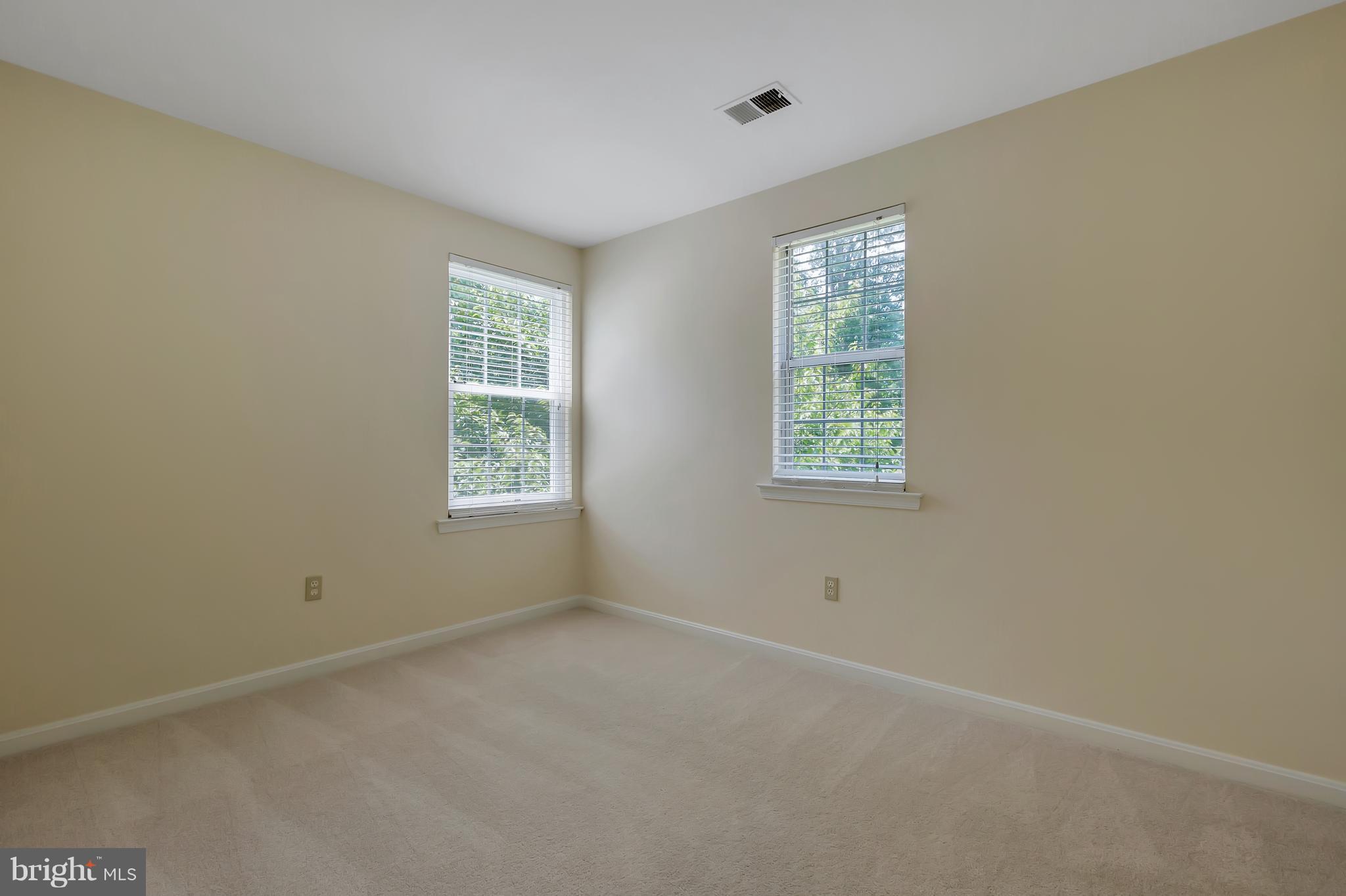 4527 Samuels Pine Road Chantilly, VA 20151 - Photo 16 of 27 Bedroom 3