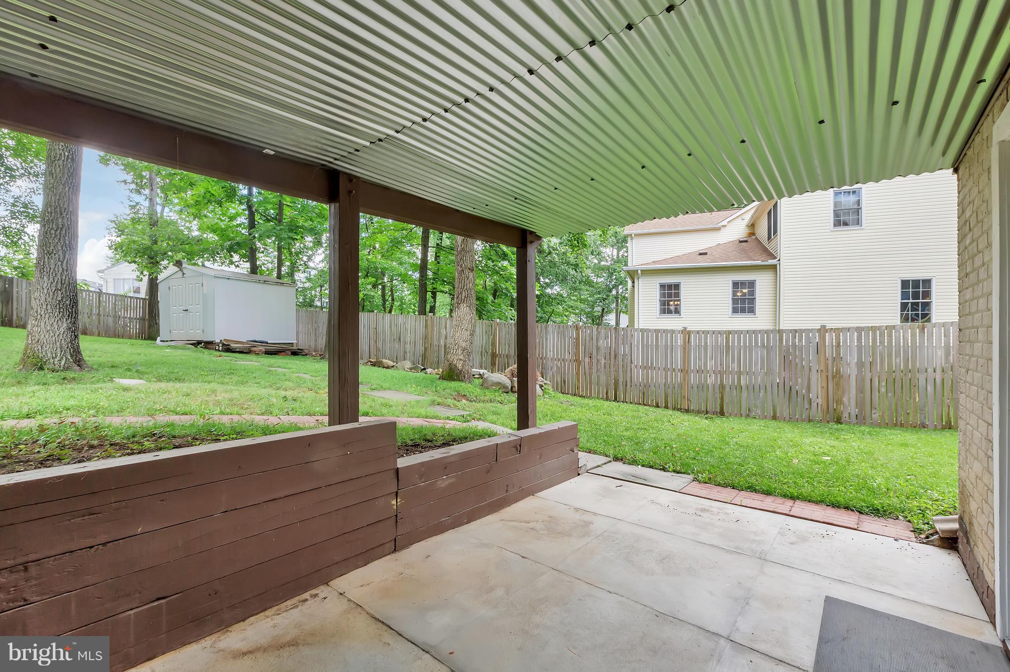 4527 Samuels Pine Road Chantilly, VA 20151 - Photo 23 of 27 Exterior (Rear)