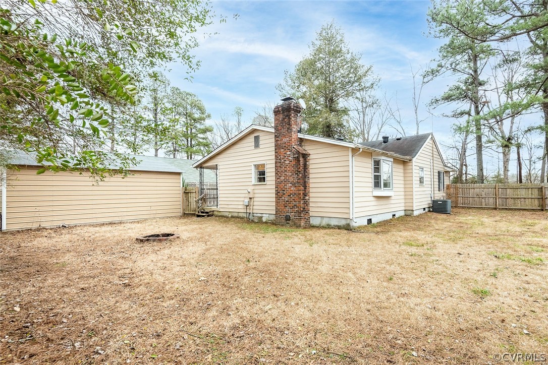 9420 Townsend Road Providence Forge, VA 23140 - Photo 26 of 29 a view of a house with a yard