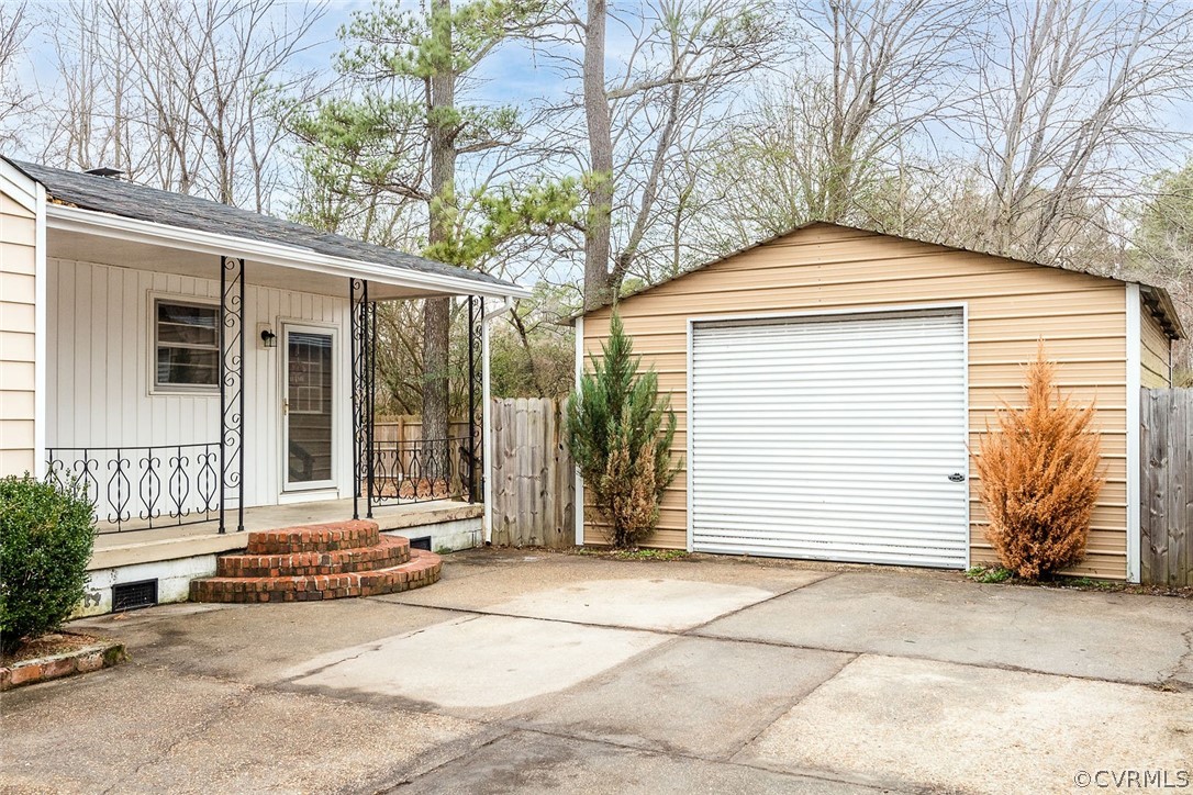 9420 Townsend Road Providence Forge, VA 23140 - Photo 4 of 29 a front view of a house