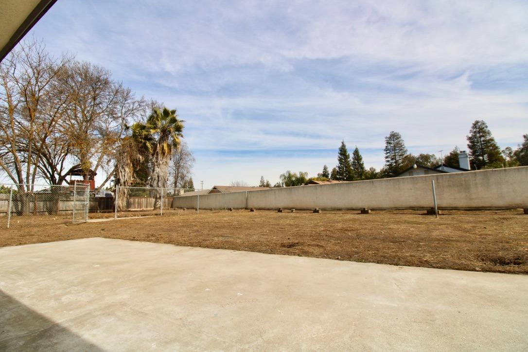 1438 West Kramer Ridge Road Reedley, CA 93654 - Photo 15 of 17 Gallery Image 15