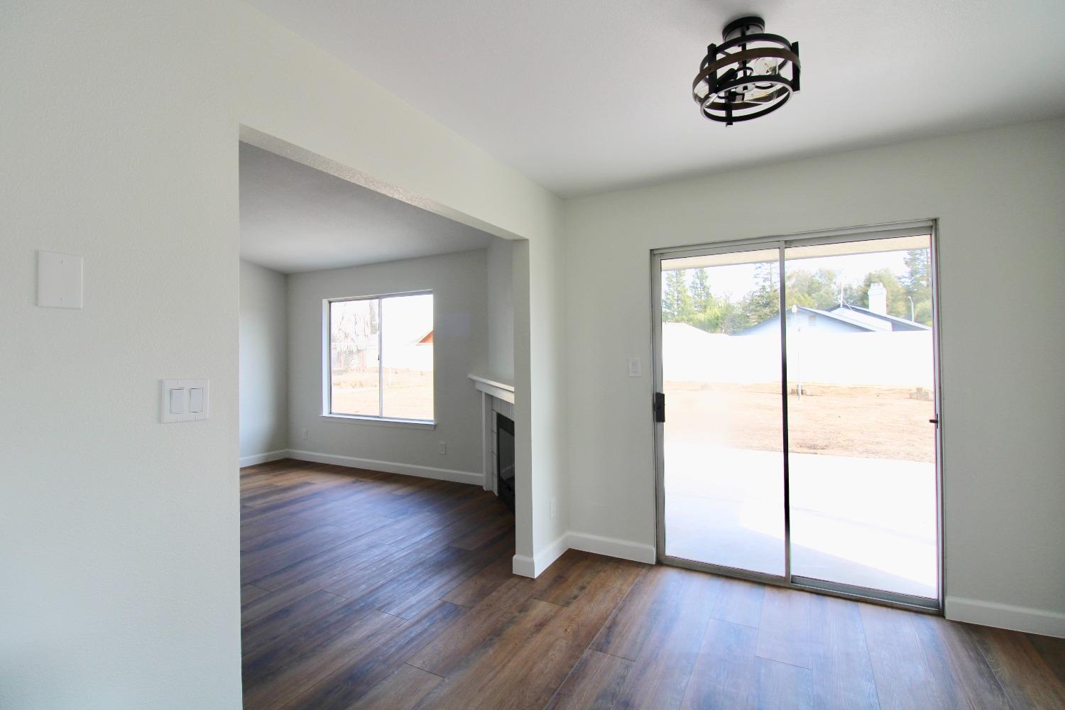 1438 West Kramer Ridge Road Reedley, CA 93654 - Photo 5 of 17 Gallery Image 5