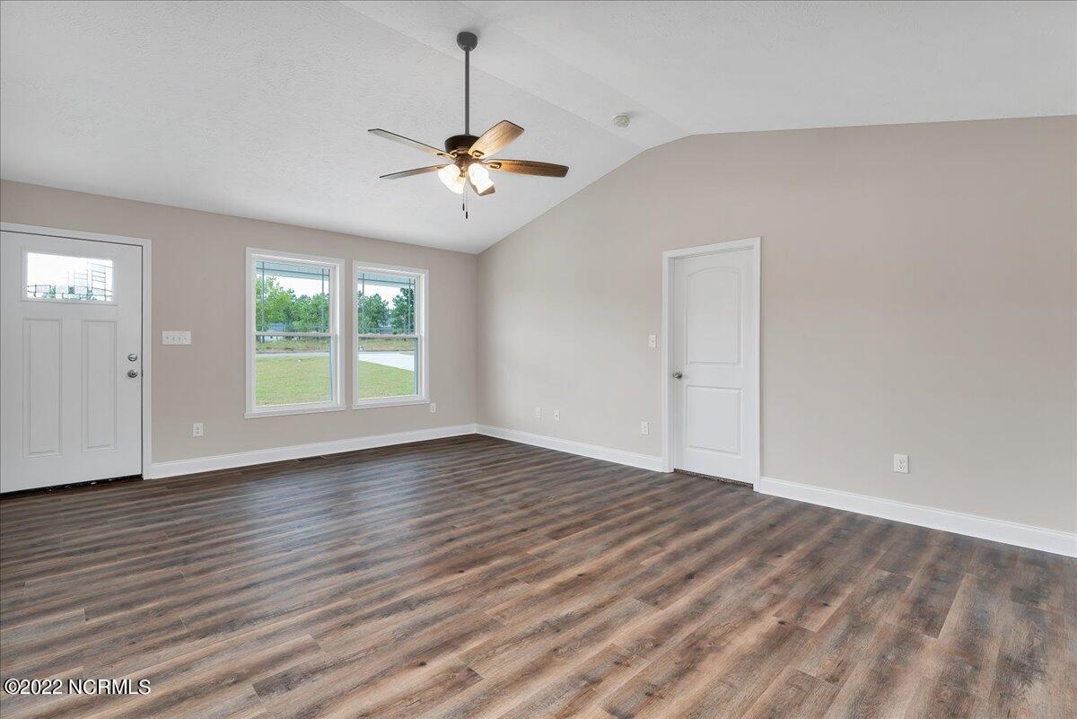 335 Adelia Drive Rockingham, NC 28379 - Photo 8 of 49 11-335 Adelia Dr._11
