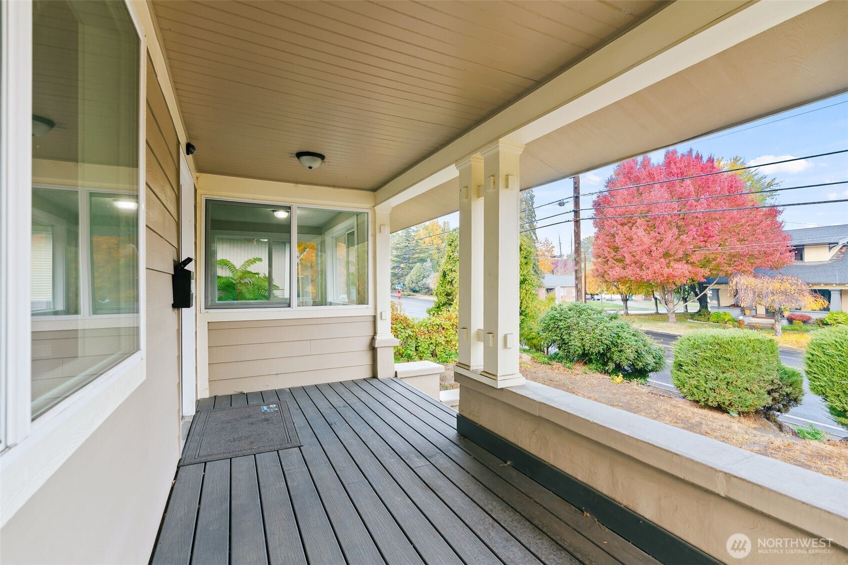 2214 Summitview Avenue Yakima, WA 98902 - Photo 5 of 30 a view of a room with wooden floor and outdoor space