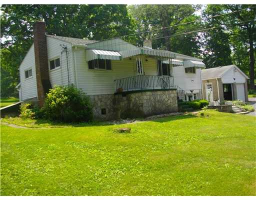 5554 Gibson Road Gibsonia, PA 15044 - Photo 2 of 18 Exterior Front. Frontal view from left side