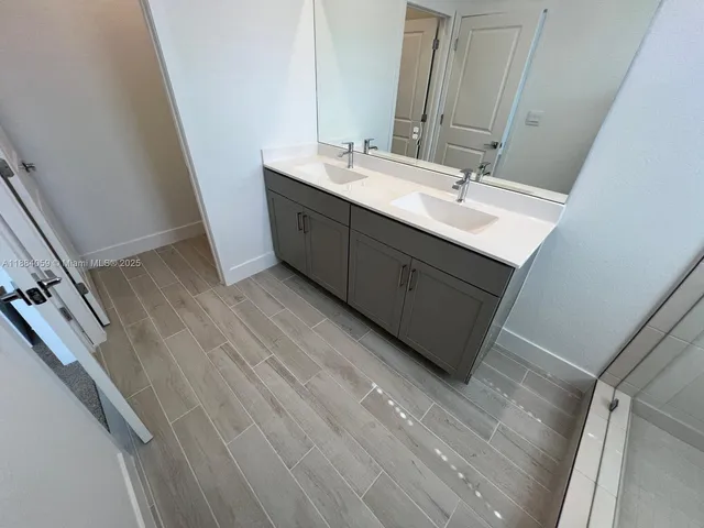 $3,950 | 109 Southwest 170th Avenue, Pembroke Pines, FL 33027