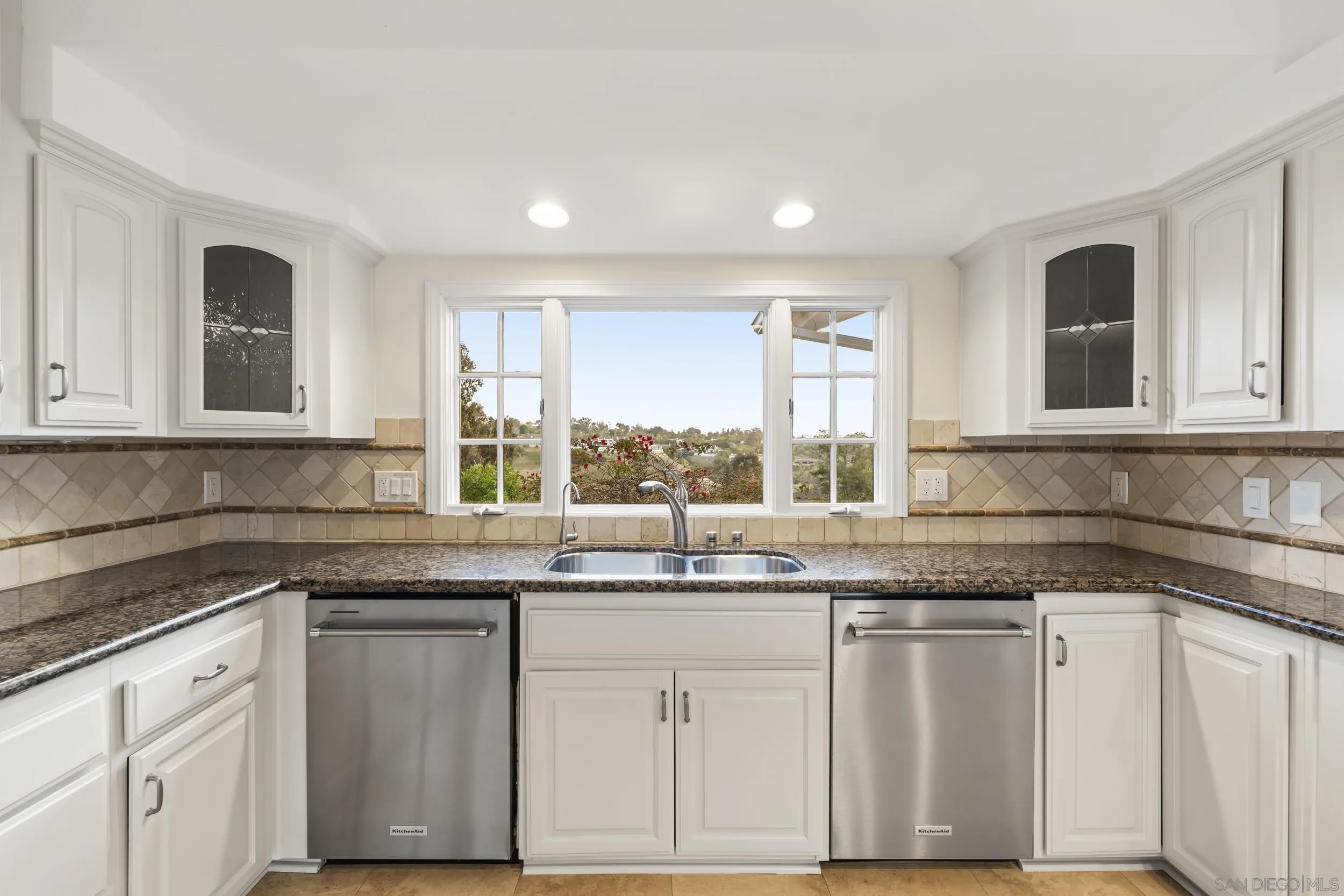 16551 Zumaque Street Rancho Santa Fe, CA 92067 - Photo 13 of 58 View to the west