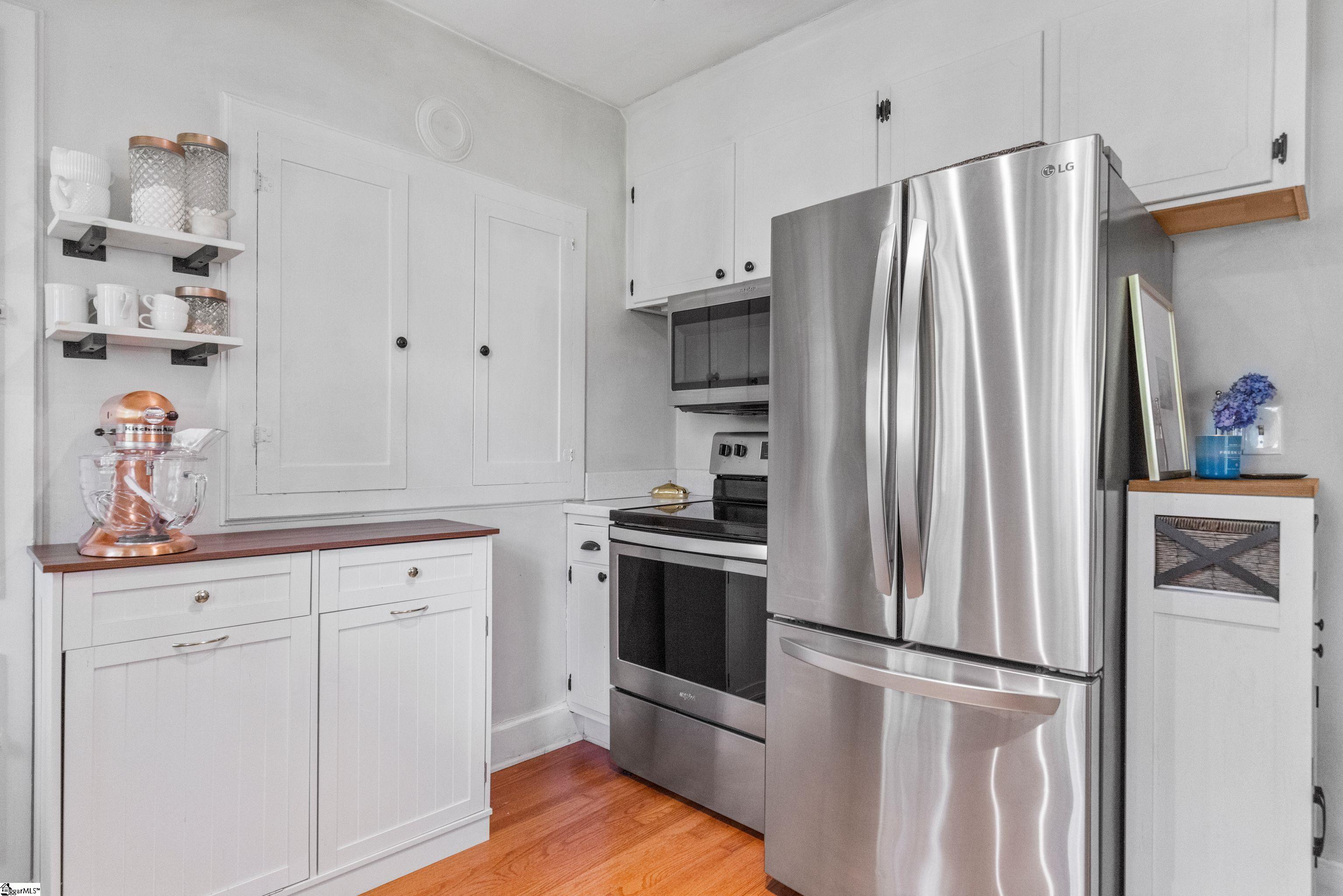 105 East Faris Road Greenville, SC 29605 - Photo 11 of 31 Gallery Image 11