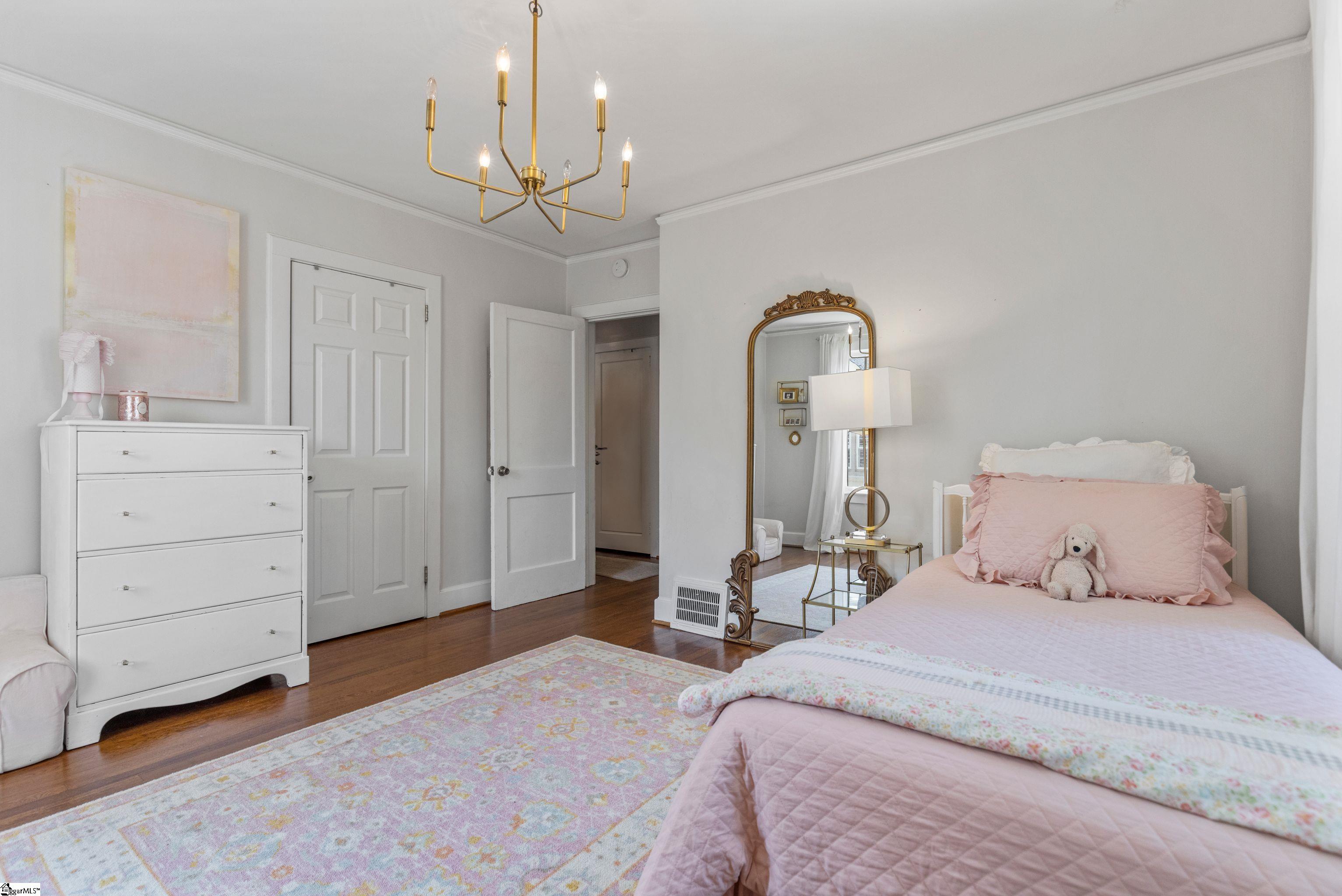 105 East Faris Road Greenville, SC 29605 - Photo 15 of 31 Gallery Image 15
