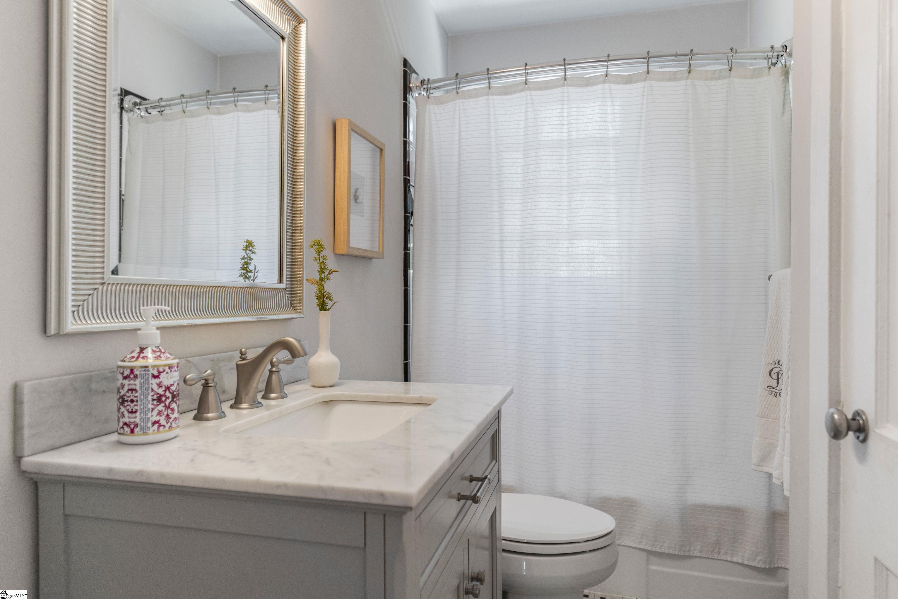 105 East Faris Road Greenville, SC 29605 - Photo 16 of 31 Gallery Image 16