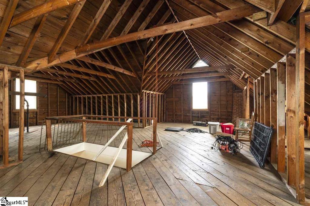 105 East Faris Road Greenville, SC 29605 - Photo 23 of 31 Gallery Image 23