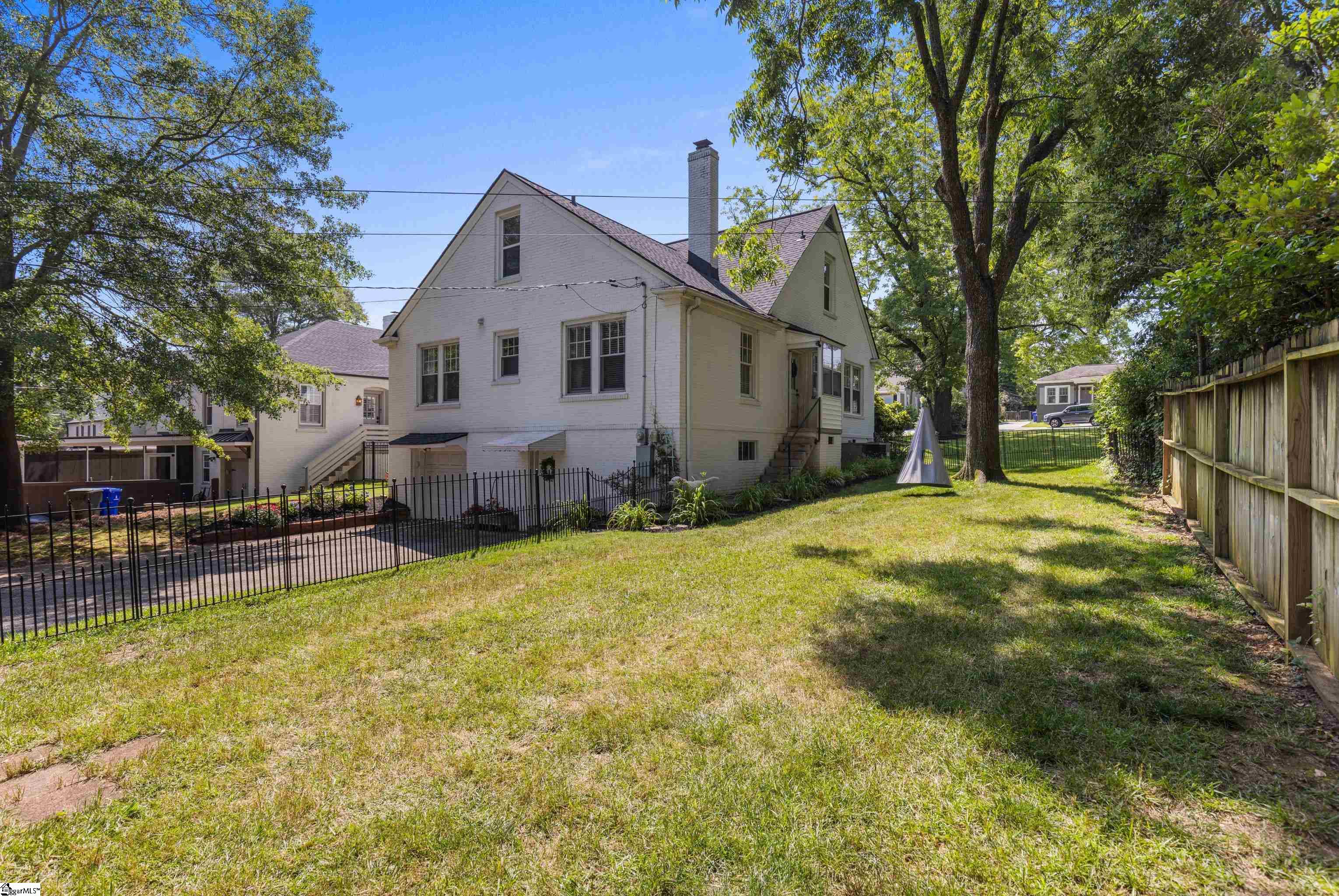 105 East Faris Road Greenville, SC 29605 - Photo 26 of 31 Gallery Image 26