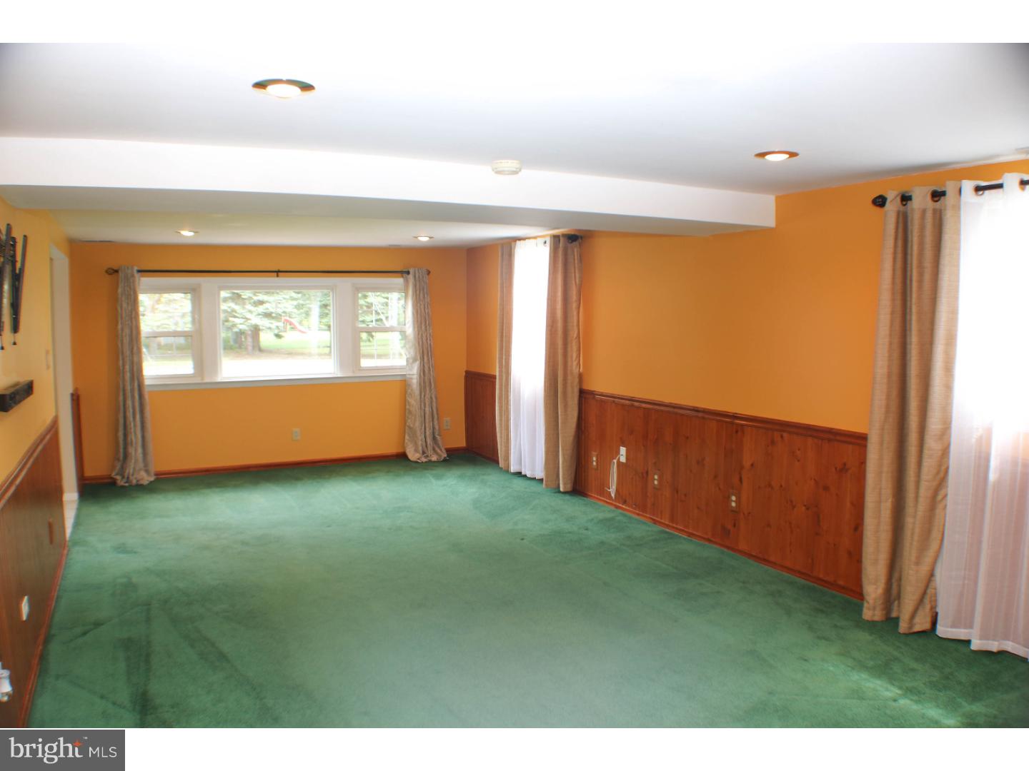 403 Pomona Road Cinnaminson, NJ 08077 - Photo 7 of 25 Gallery Image 7