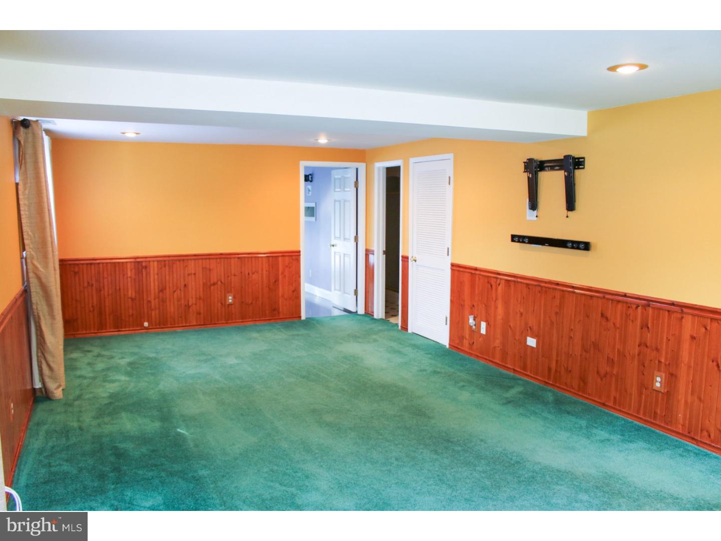 403 Pomona Road Cinnaminson, NJ 08077 - Photo 8 of 25 Gallery Image 8