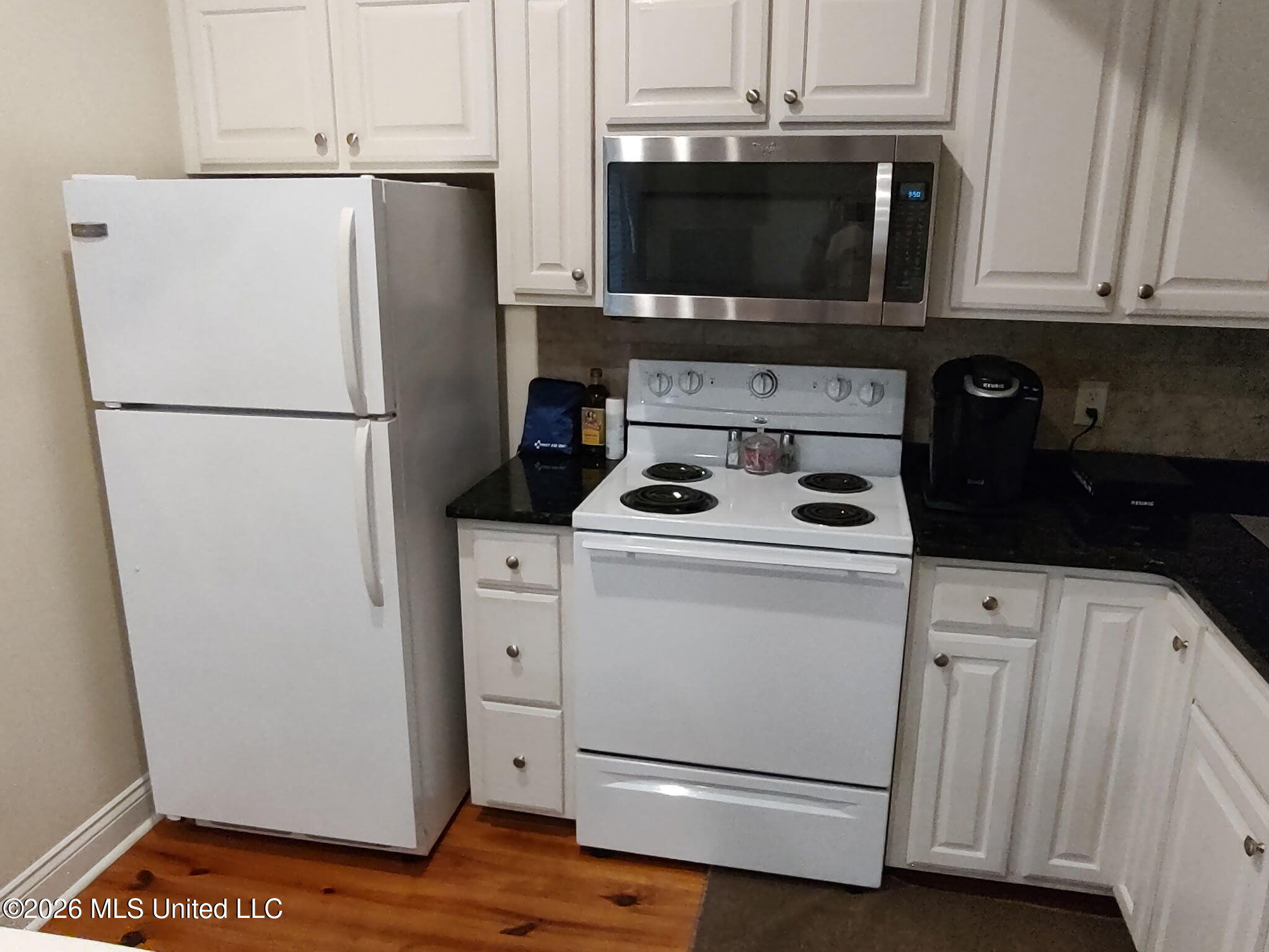 78 Government Fleet Road Natchez, MS 39120 - Photo 56 of 59 78 GOVERNMENT FLEET COTTAGE KITCHEN 1