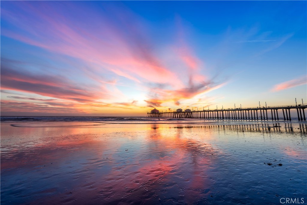 320 15th Street Huntington Beach, CA 92648 - Photo 43 of 49 a view of a lake with a outdoor space