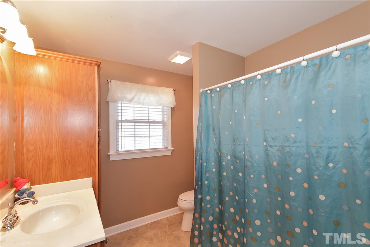 5911 Stockard Road Graham, NC 27253 - Photo 13 of 25 2nd Full Bath