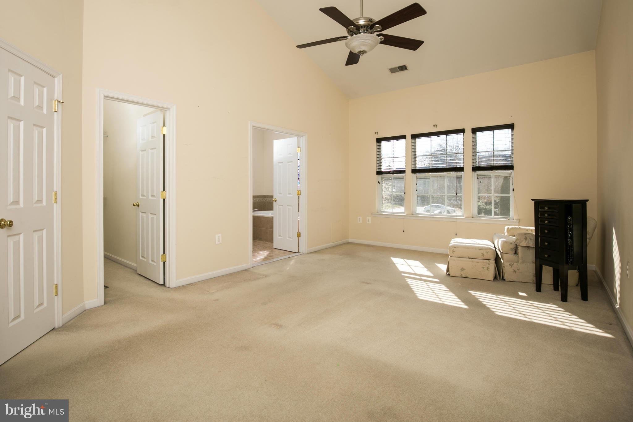 405 Yorkshire Ridge Court Purcellville, VA 20132 - Photo 13 of 28 Bedroom (Master)