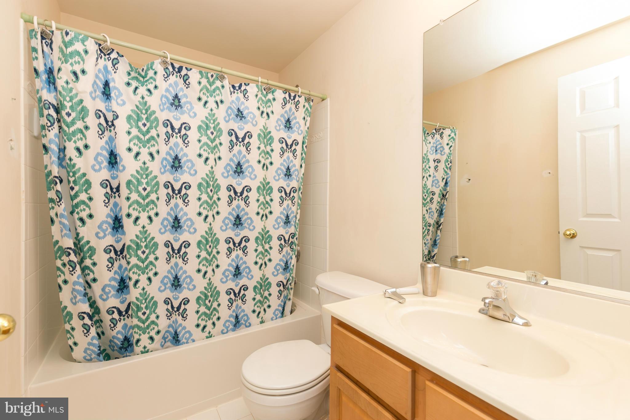405 Yorkshire Ridge Court Purcellville, VA 20132 - Photo 23 of 28 Bath