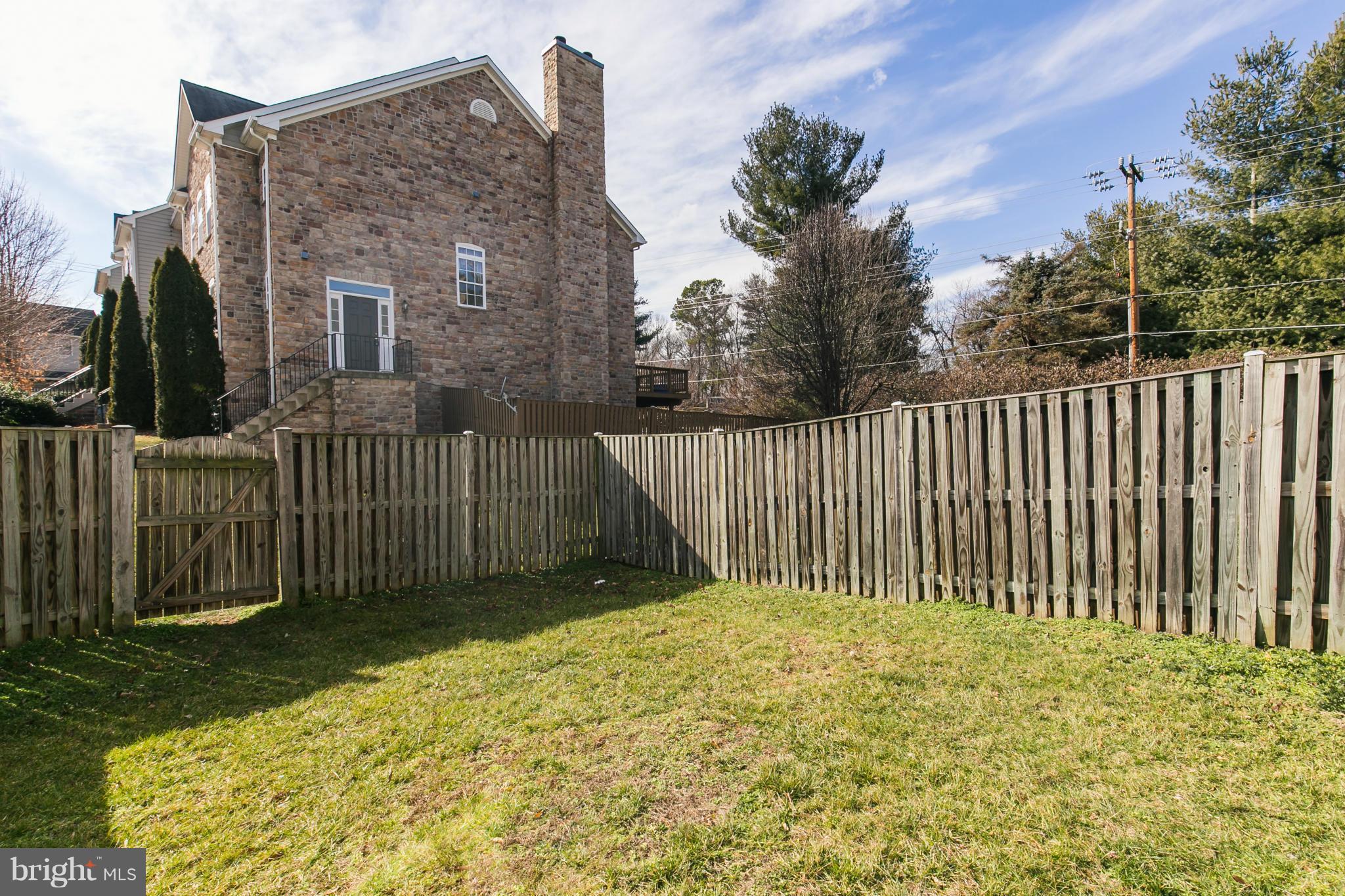 405 Yorkshire Ridge Court Purcellville, VA 20132 - Photo 28 of 28 Exterior (Rear)