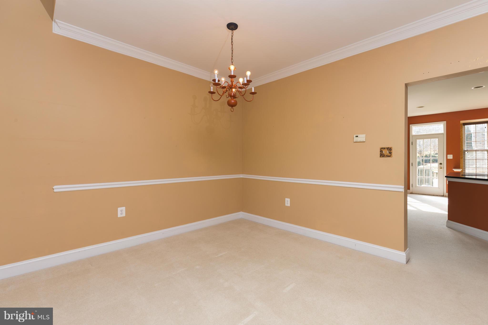 405 Yorkshire Ridge Court Purcellville, VA 20132 - Photo 5 of 28 Dining Room