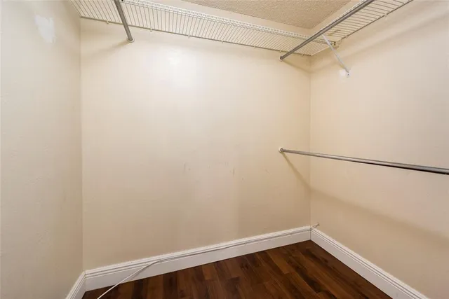 $129,900 | 6101 North Falls Cir Drive, Unit 402, Lauderhill, FL 33319