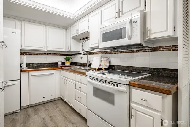 $350,000 | 2731 Firwood Lane, Unit 123, Mount Vernon, WA 98273