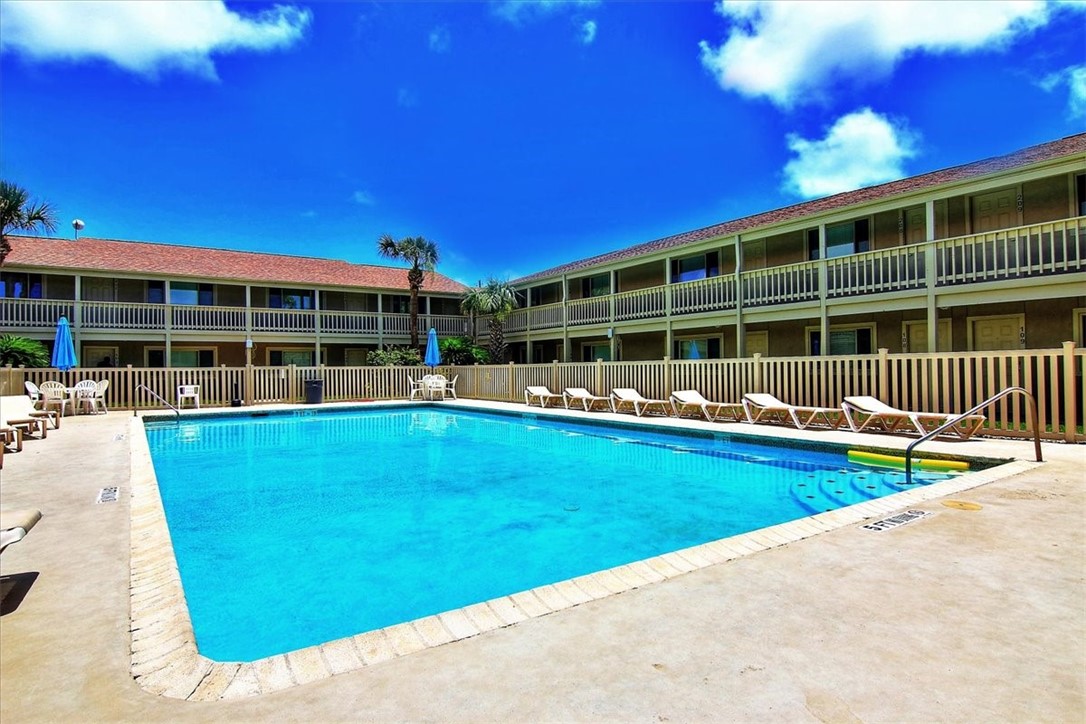 622 Beach Access Road, Unit 129 Port Aransas, TX 78373 - Photo 31 of 40