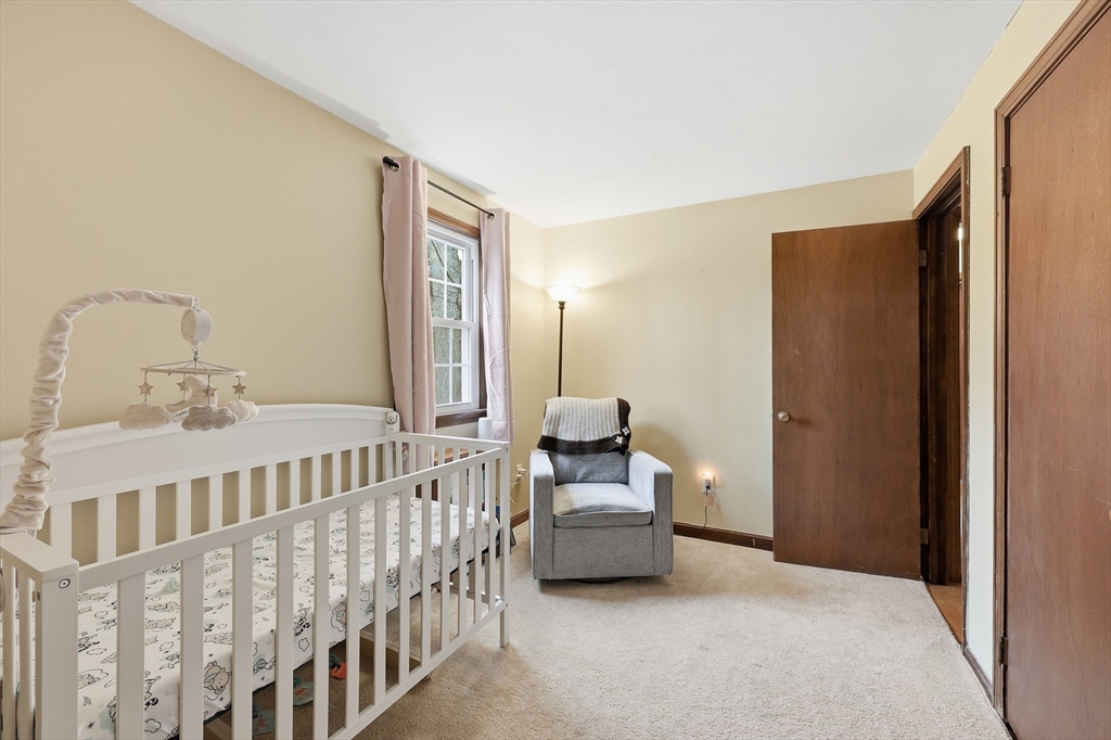 123 Peekskill Avenue Springfield, MA 01129 - Photo 28 of 38