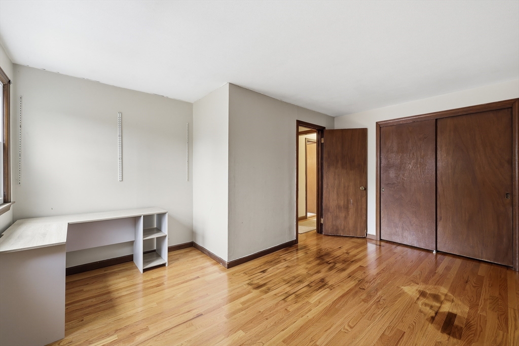 123 Peekskill Avenue Springfield, MA 01129 - Photo 30 of 38