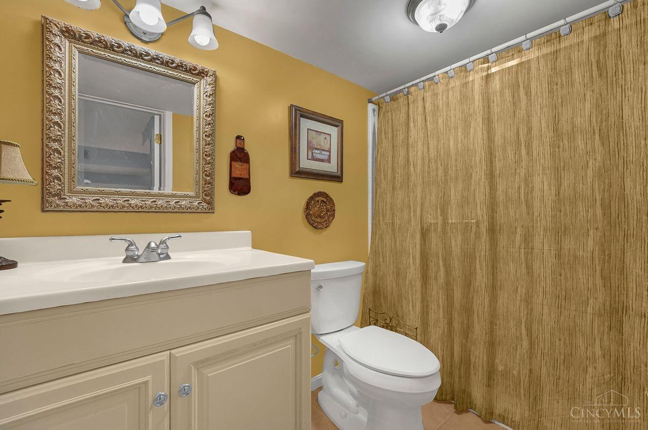 871 8 Mile Road Cincinnati, OH 45255 - Photo 39 of 44