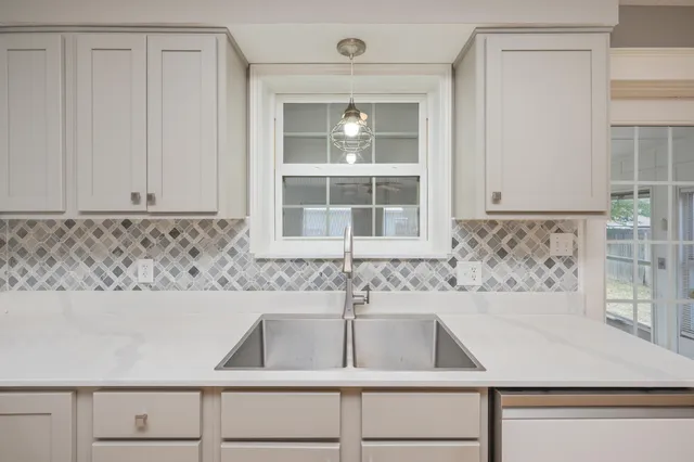 $235,700 | 516 Stillwell Boulevard, Crestview, FL 32539